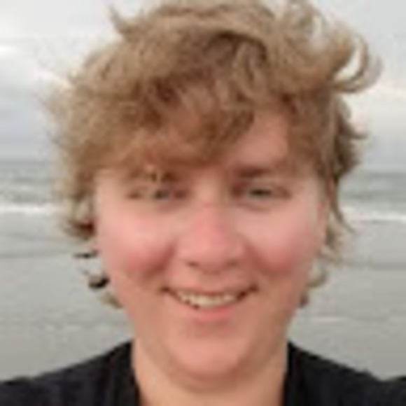 Meet your Posher, Sharon - Picture 1 of 1